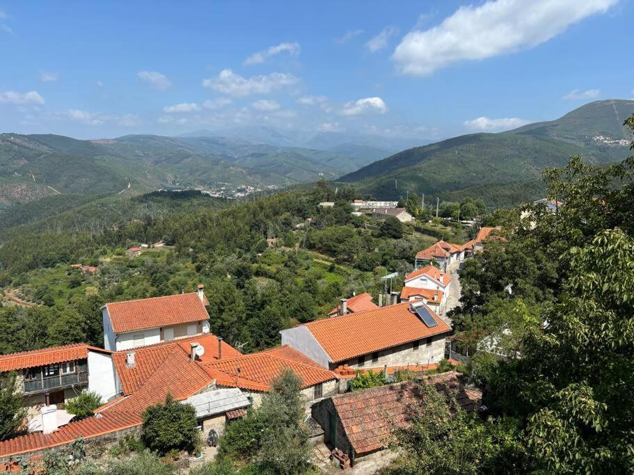 Casa Eliza Villa Aldeia das Dez Buitenkant foto